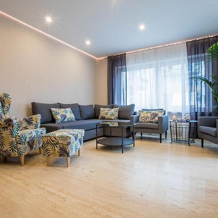 באדן-באדן Modernes Apartment In Zentrumsnaehe Mit Eigenem Stellplatz מראה חיצוני תמונה