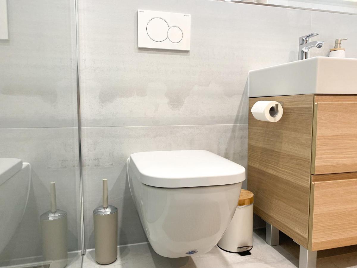 באדן-באדן Modernes Apartment In Zentrumsnaehe Mit Eigenem Stellplatz מראה חיצוני תמונה