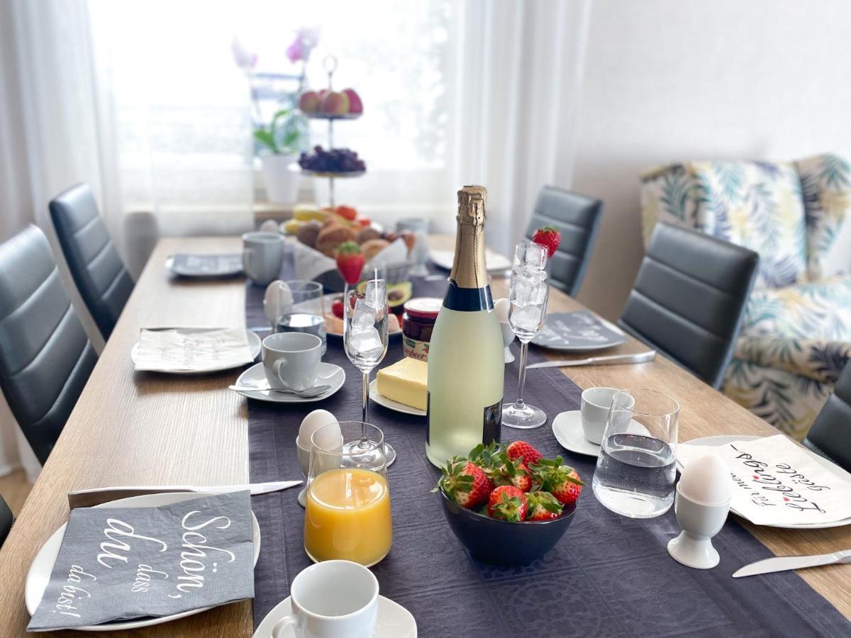 באדן-באדן Modernes Apartment In Zentrumsnaehe Mit Eigenem Stellplatz מראה חיצוני תמונה