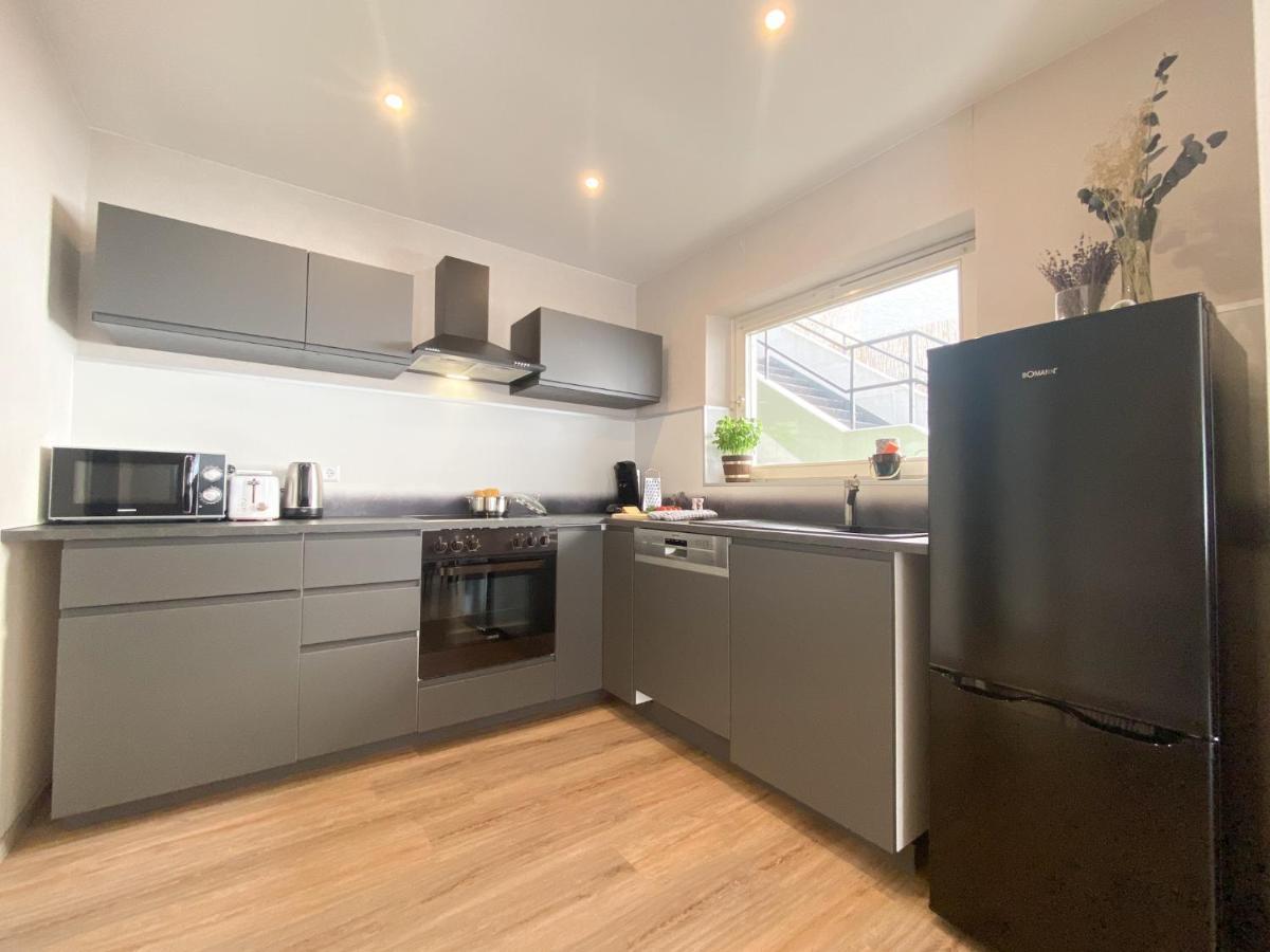 באדן-באדן Modernes Apartment In Zentrumsnaehe Mit Eigenem Stellplatz מראה חיצוני תמונה