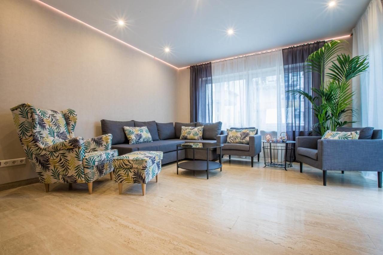 באדן-באדן Modernes Apartment In Zentrumsnaehe Mit Eigenem Stellplatz מראה חיצוני תמונה